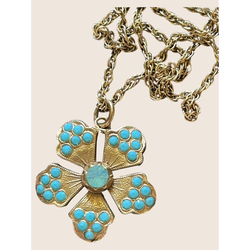 🩵 VTG RETRO FLOWER FLORAL PENDANT NECKLACE TEXTURED BOHO FAUX TURQUOISE AQUA